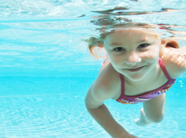 Corso di Nuoto Superbaby